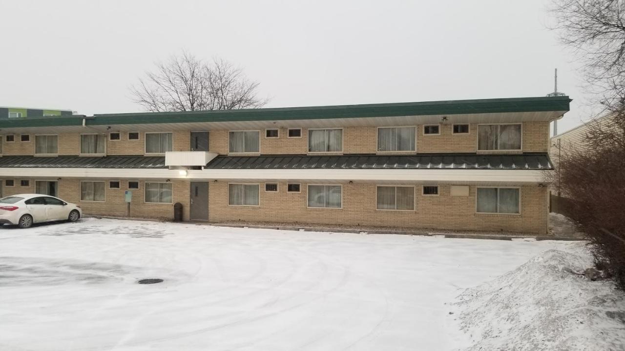 Valued Stay Aloha Madison Exterior foto