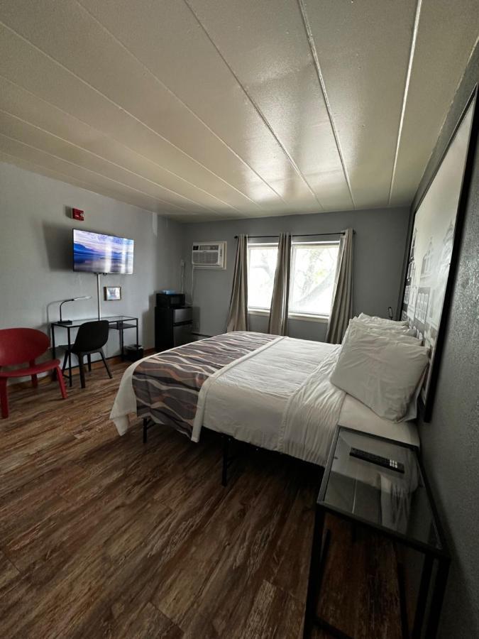 Valued Stay Aloha Madison Exterior foto