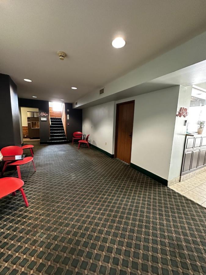 Valued Stay Aloha Madison Exterior foto